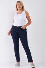 Load image into Gallery viewer, Plus Dark Blue Denim Mid-rise Skinny Jeans