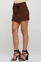 Load image into Gallery viewer, Zip-up Plaid Pocketed Skort