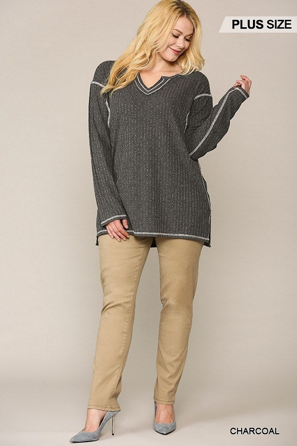 Two-tone Ribbed Tunic Top With Side Slits