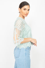 Load image into Gallery viewer, Mock 3/4 Sleeves Lace Designed Top
