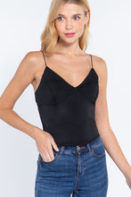 Load image into Gallery viewer, Crop Cami Satin Knit Top
