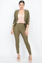 Load image into Gallery viewer, 3/4 Sleeves Blazer &amp; Capri Pants Set
