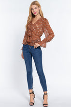 Load image into Gallery viewer, Ruffle Slv Peplum Print Woven Top
